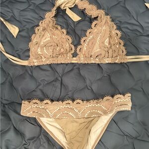 PILYQ tan, lace bikini, top D (fits like M) bottoms M, NWOT